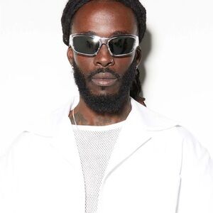 NWT unisex Szade bass ; glass / chrome polarised